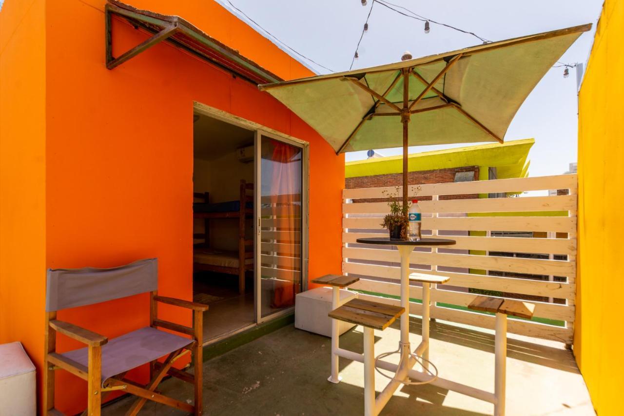 Del Barcito Hostel And Suites Пунта-дель-Эсте Экстерьер фото