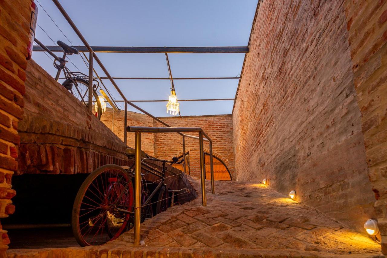 Del Barcito Hostel And Suites Пунта-дель-Эсте Экстерьер фото