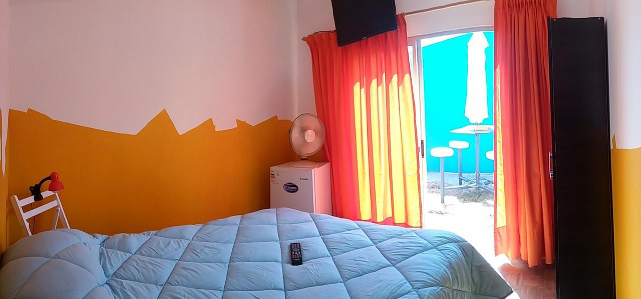 Del Barcito Hostel And Suites Пунта-дель-Эсте Экстерьер фото