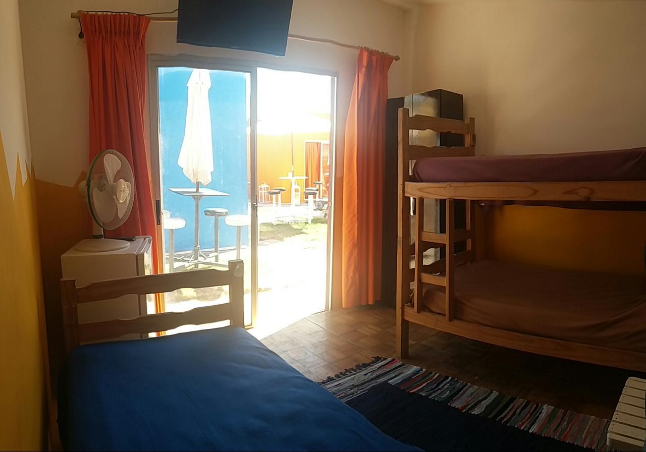 Del Barcito Hostel And Suites Пунта-дель-Эсте Экстерьер фото