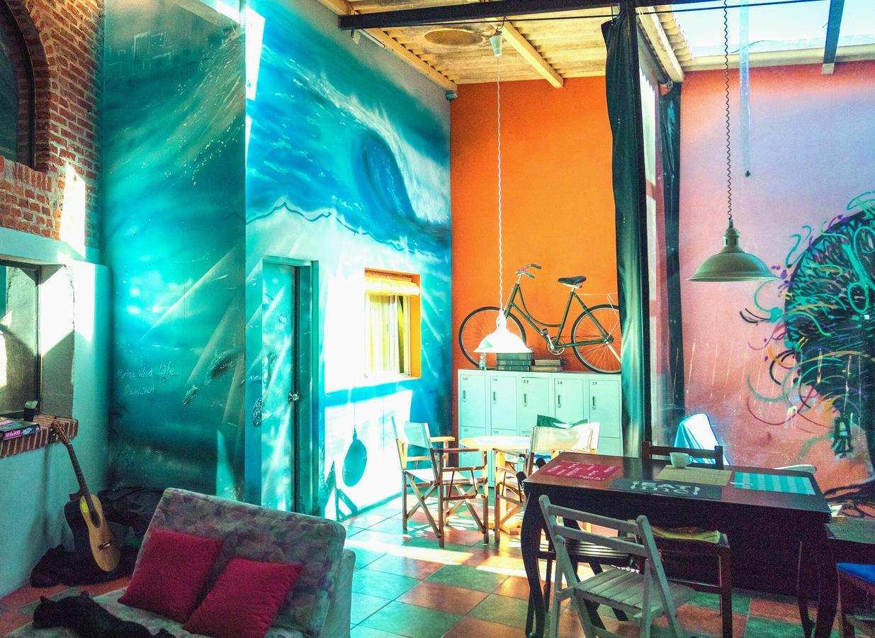 Del Barcito Hostel And Suites Пунта-дель-Эсте Экстерьер фото